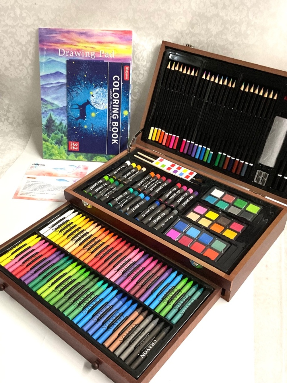 IBayam Art Supplies 149 pieces Drawing kit. NEW